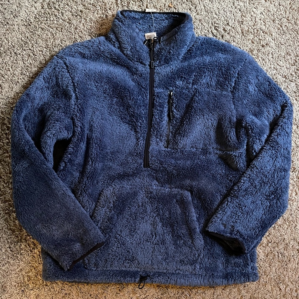 VS pink Sherpa blue teddy pullover